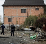 Deșeuri incendiate la Sintești! Persoane reținute, după ce au atacat cu furcile comisarii Gărzii de Mediu 