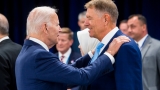 Klaus Iohannis pleacă să se întâlnească cu Joe Biden 