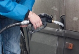 Social-democrații somează Guvernul să reducă prețurile la carburanți