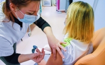 De la 1 Iulie, vaccinarea anti-Covid se va face doar în cabinetele medicilor de familie