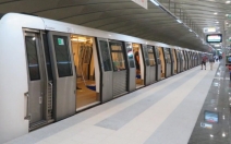 Trenurile de metrou circulă cu 5 km/h între Piaţa Romană şi Piaţa Victoriei, până în 3 septembrie. Explicația Metrorex