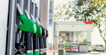 Guvernul Ucrainei ridică restricţiile privind preţurile carburanţilor, pentru a permite comercianţilor importurile
