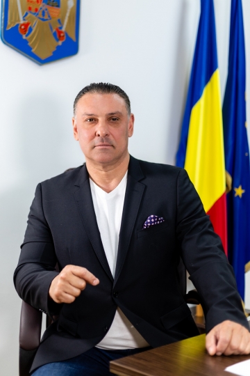 Liderii locali ai PSD și PNL aruncă Partida Romilor în brațele AUR