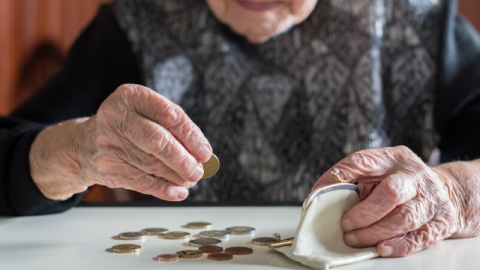 Ministerul Muncii: „Ajutoarele pentru pensionarii cu ve ...
