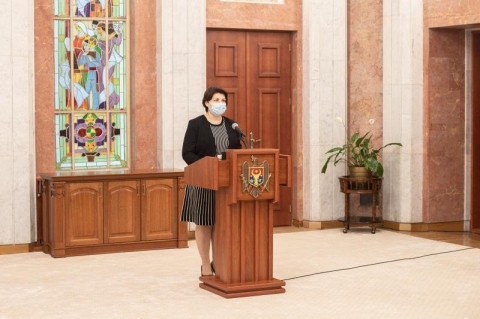 Parlamentul Moldovei a instaurat stare de urgență pentr ...